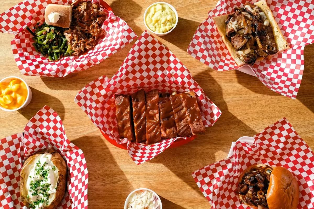 Tom's BBQ - Chandler - cover photo