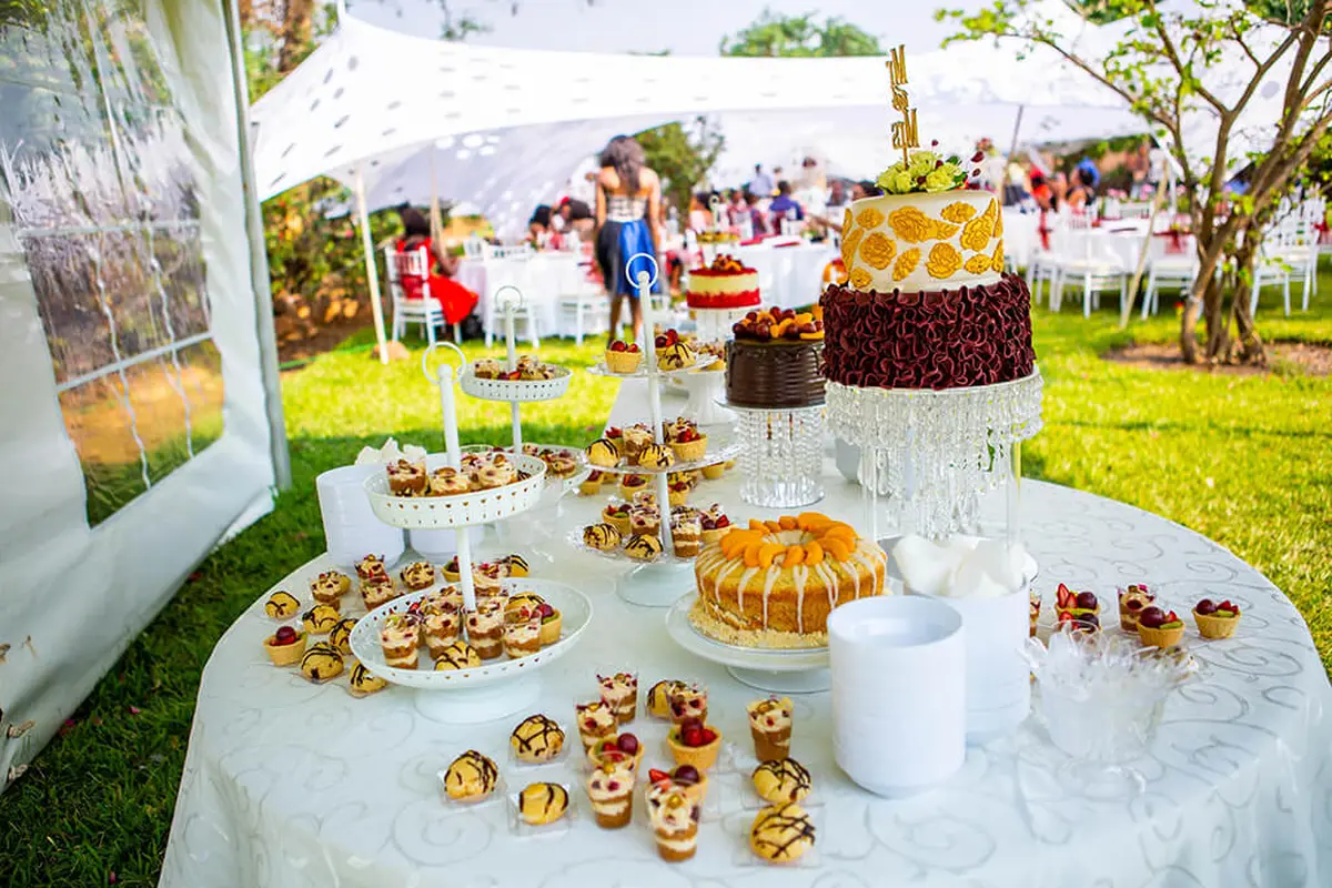 Live Love Lind Weddings - cover photo