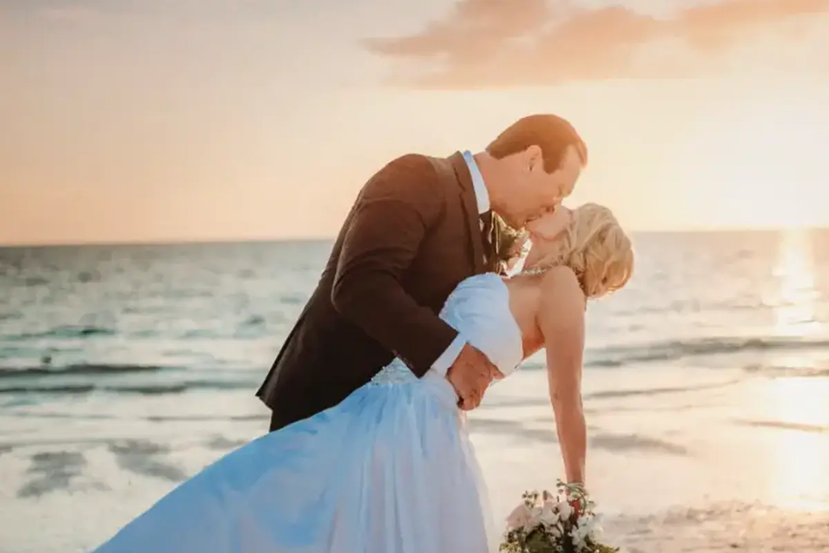 A Beautiful Florida Wedding - cover photo