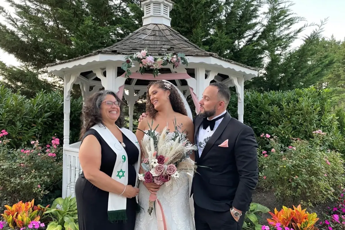 CLC Connections - Bilingual - Spanish Wedding Officiant, Life and Grief Coach - Se Hablar Español - cover photo