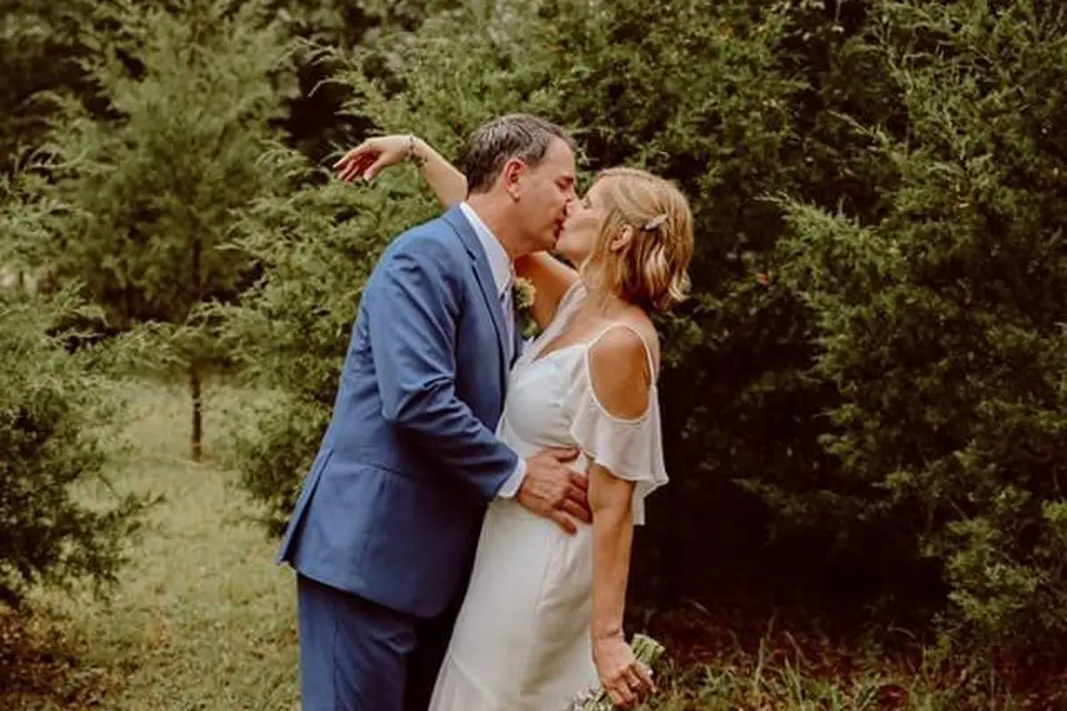 TN Tiny Weddings - cover photo