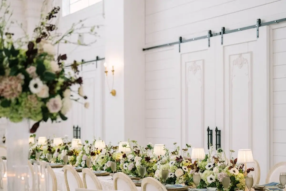 Vella Nest Floral Design - cover photo