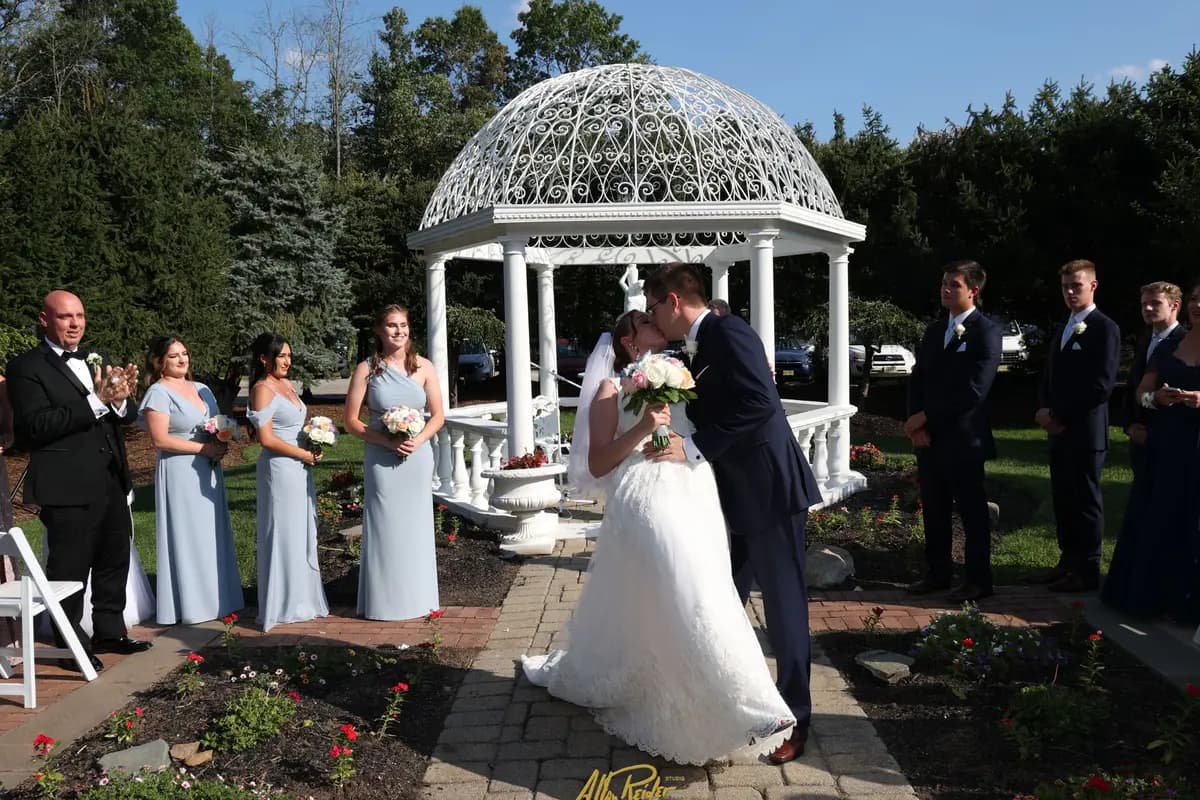 Ravello Elegant Weddings & Events - cover photo