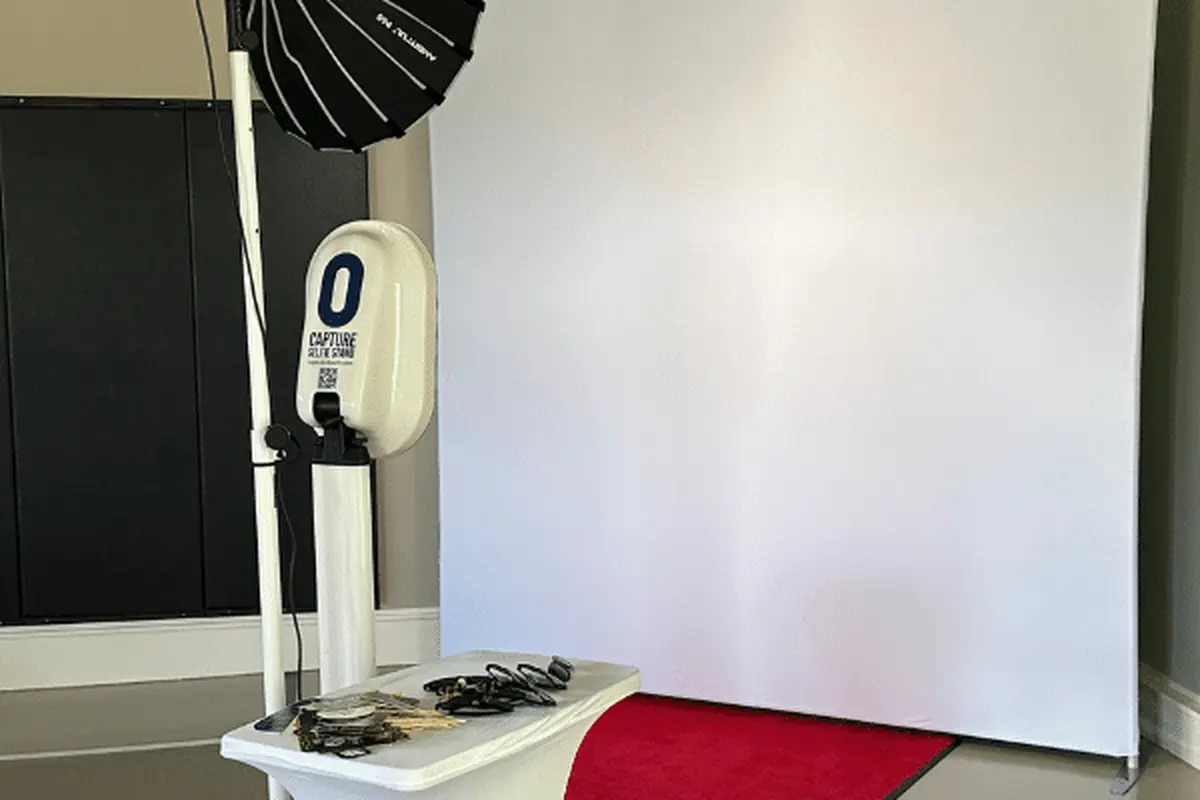 Capture Photo Booth - cover photo