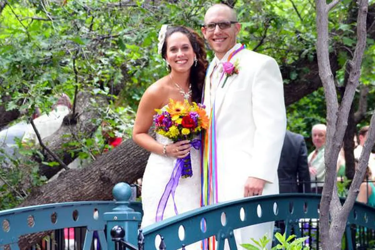 A Pikes Peak Wedding - cover photo