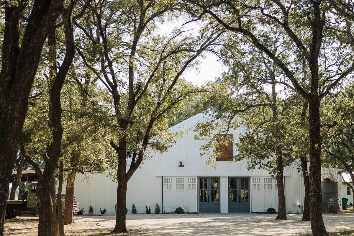 Vintage Oaks Venue - cover photo
