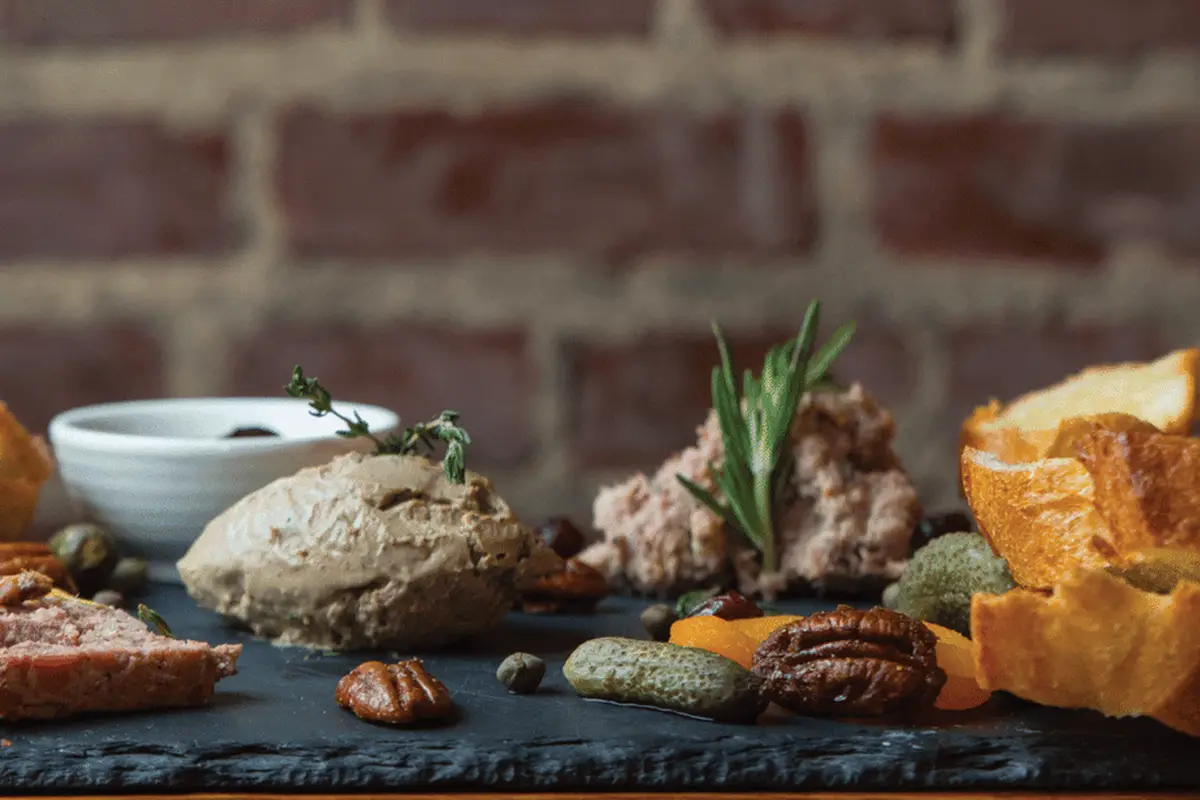 Louie's Bistro Catering - cover photo