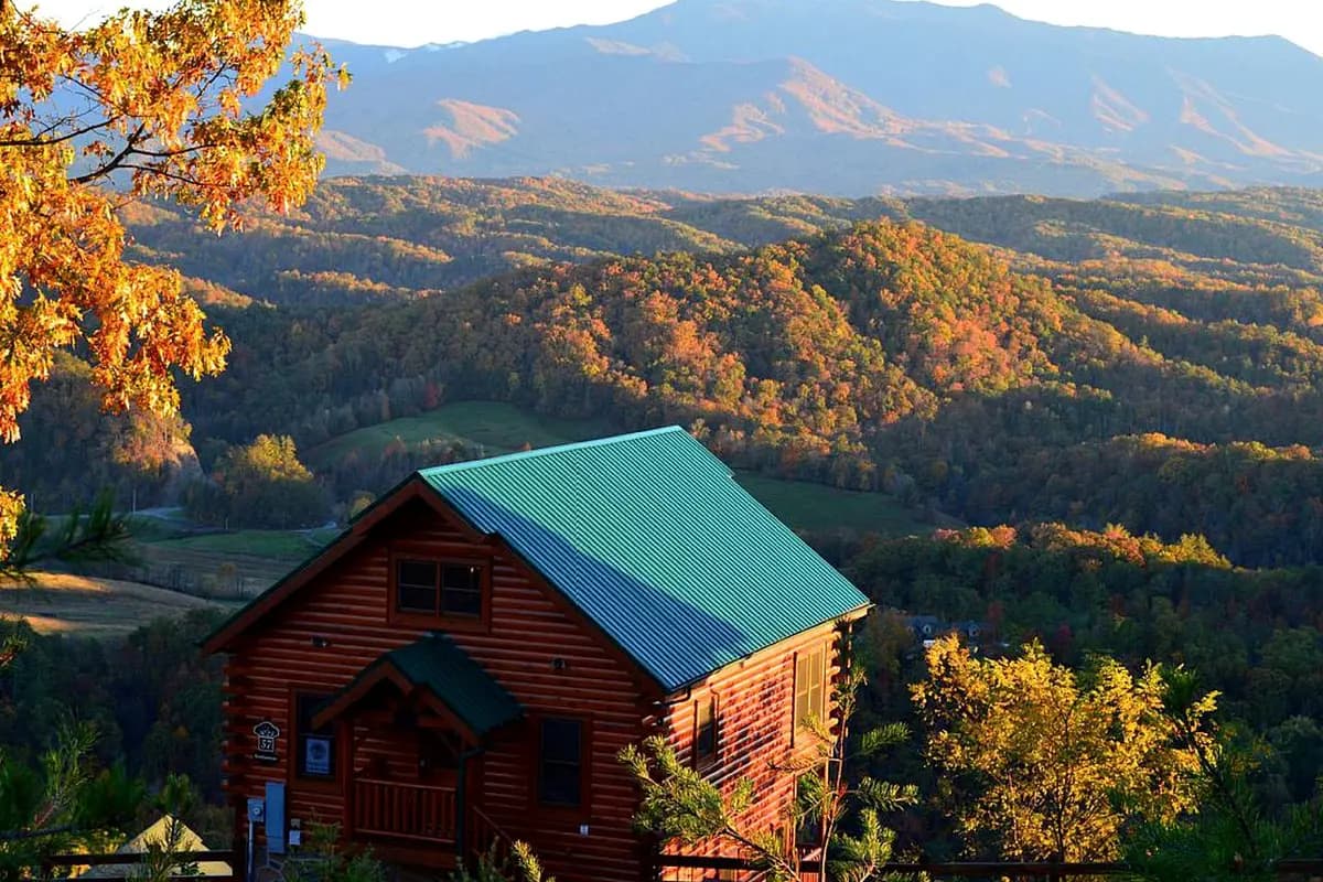 Gatlinburg Gourmet - cover photo