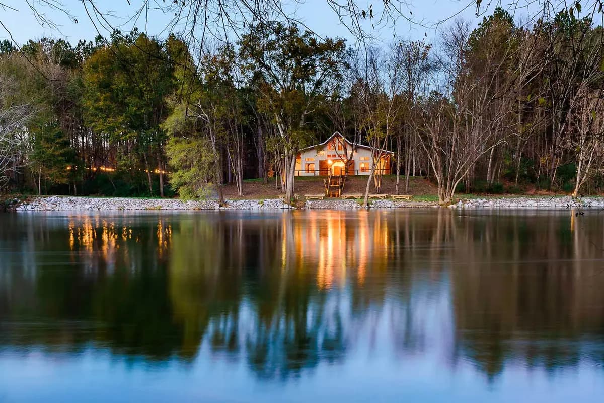 Hiwassee River Weddings And Events - cover photo