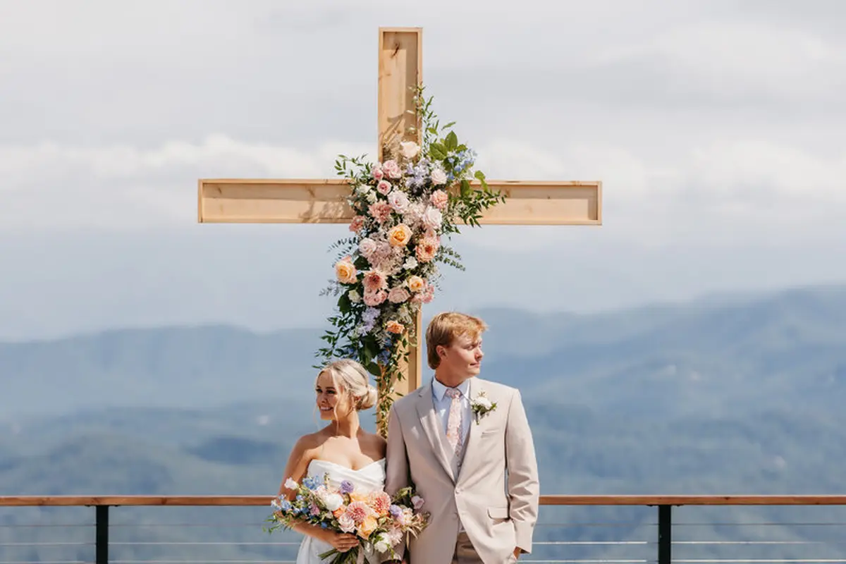 Custom Love Gifts & Events - cover photo