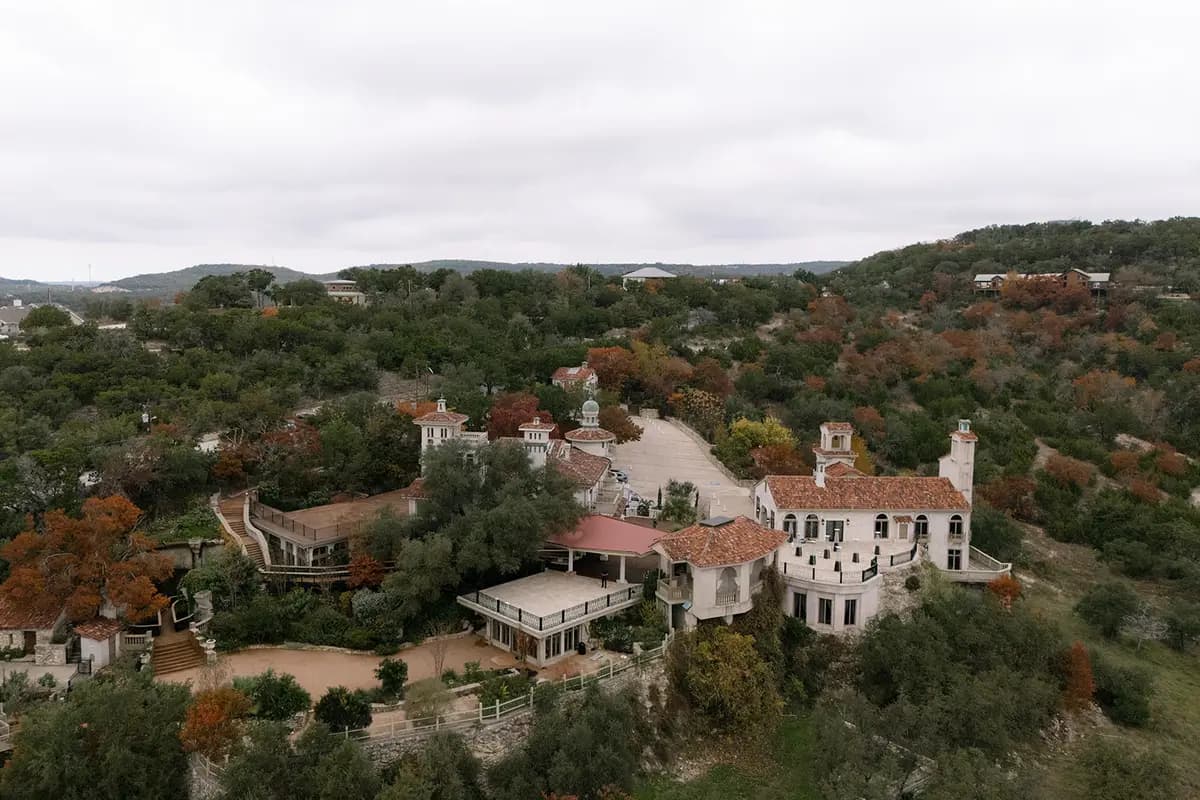 Villa Antonia - cover photo