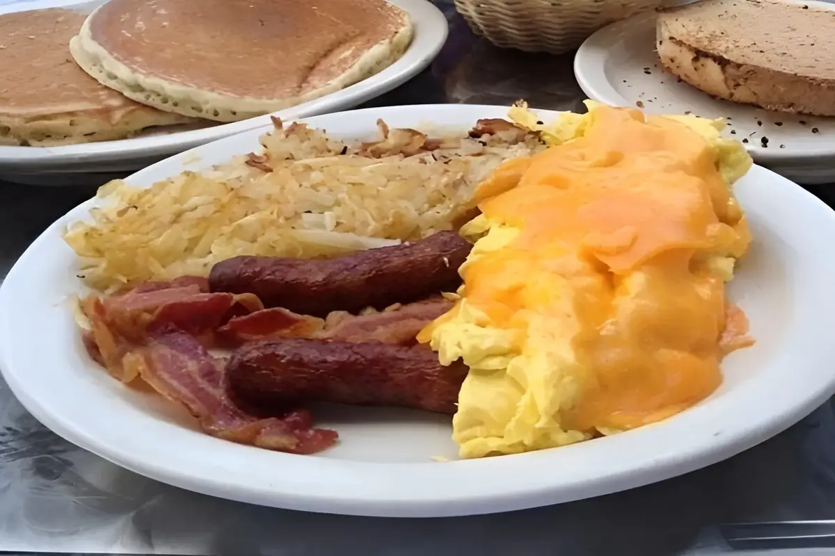 Dyans Kitchen - cover photo