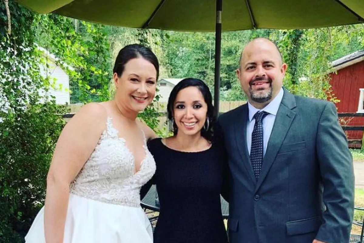 Wedding Officiant Ilka - cover photo